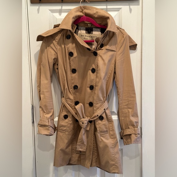 Burberry Trench Coat With Hood Burberry Balmoral Raincoat With